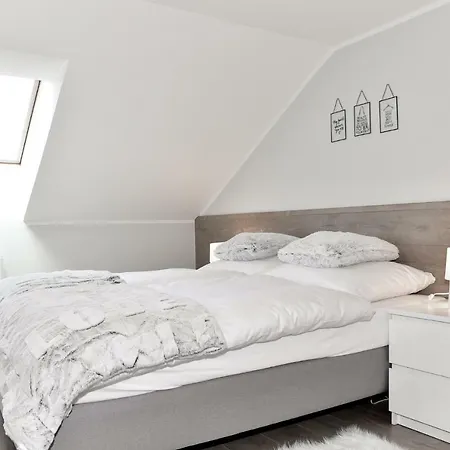 Dwupoziomowy Na Stoku - Apartamentuj 公寓 卡尔帕奇