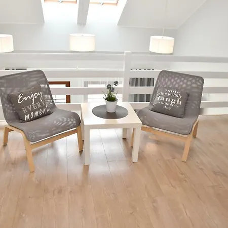 Daire Dwupoziomowy Na Stoku - Apartamentuj